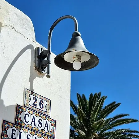 Casa Elsanna Holiday home *